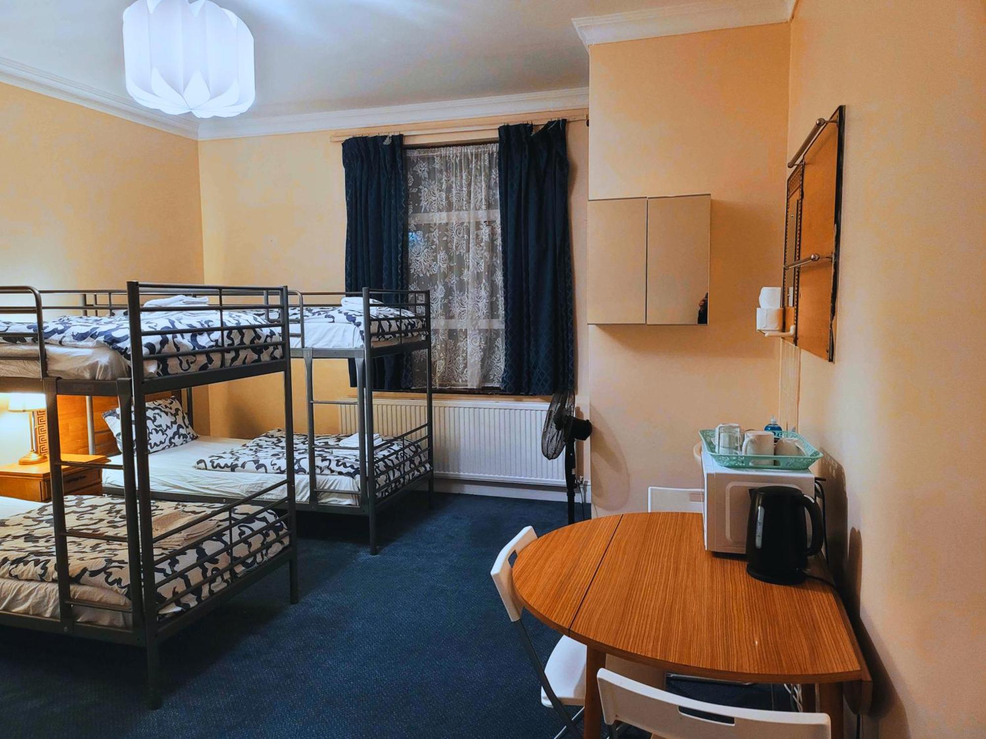 לונדון Helen'S Hotel Near Wembley מראה חיצוני תמונה