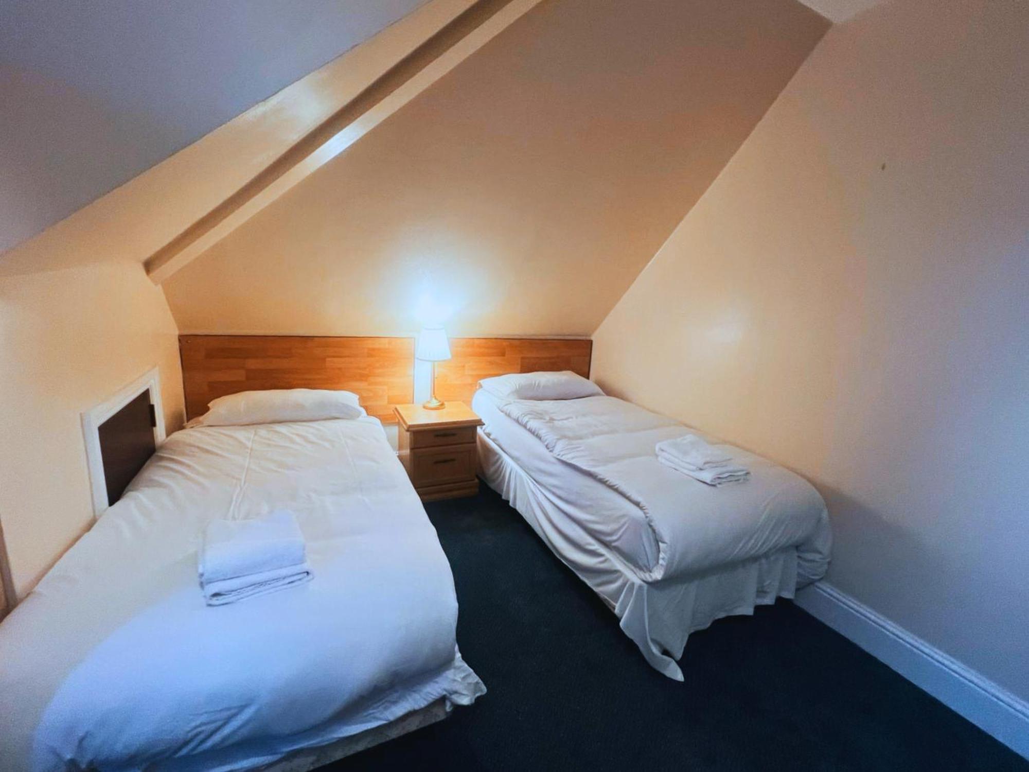 לונדון Helen'S Hotel Near Wembley מראה חיצוני תמונה